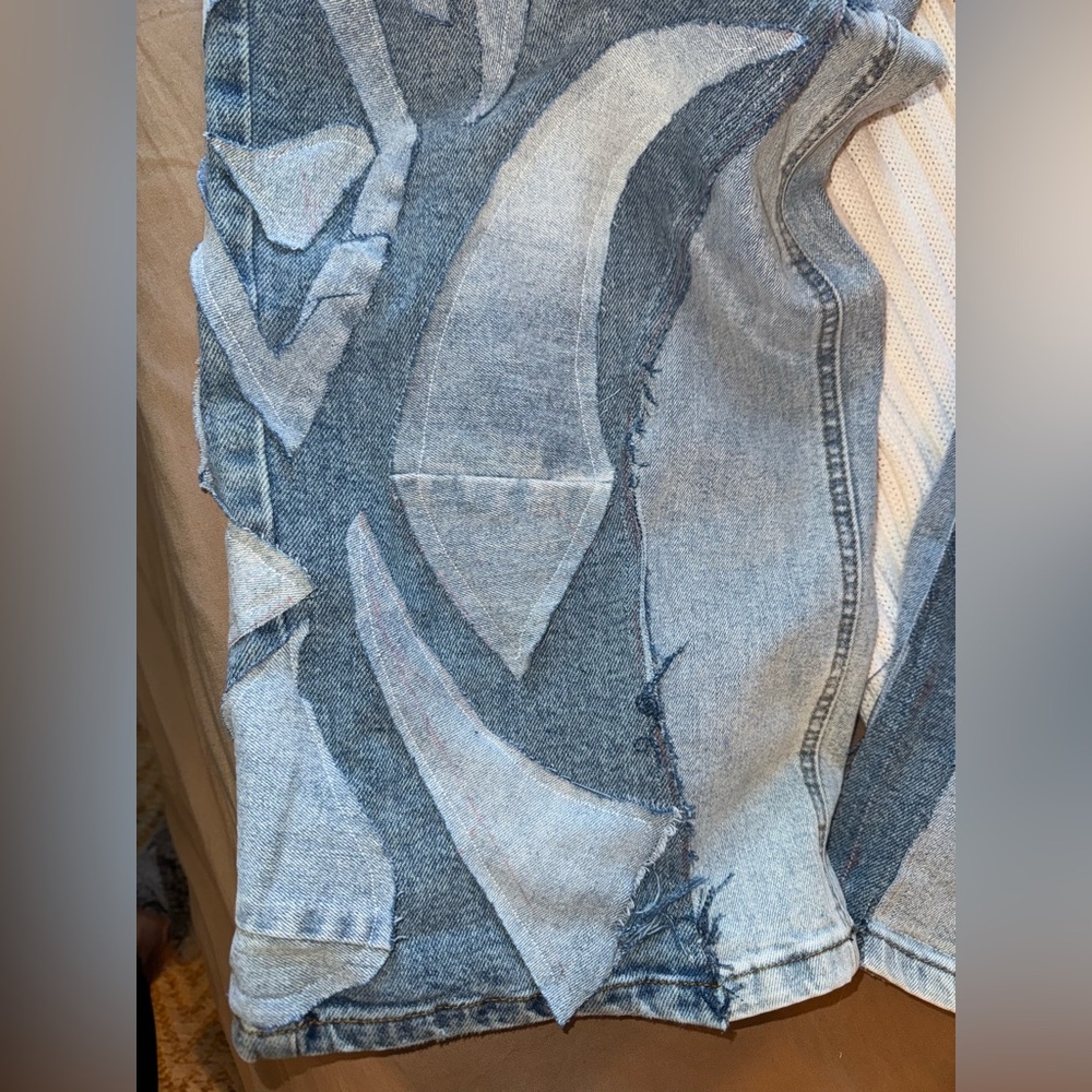 Custom Patchwork Light Wash Denim Jeans with Abstract Appliqué - Picture 5 of 7
